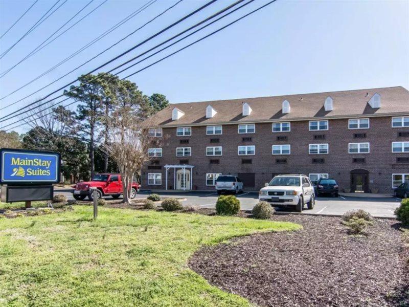 Mainstay Suites Williamsburg Historic Area Exterior photo